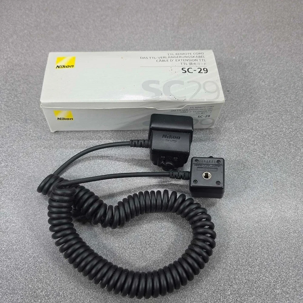 Nikon SC-29 TTL Remote Cord Black Excellent Off-Camera Flash Cable